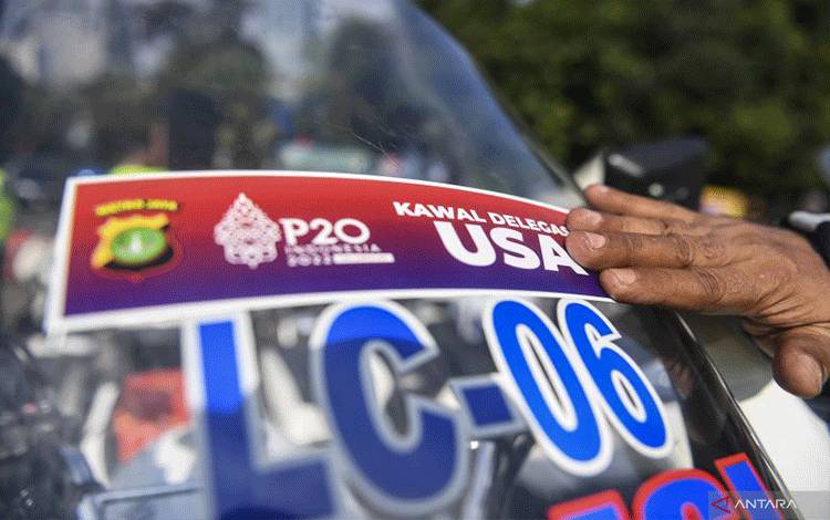 Polda Metro Tegur Petugas Patwal Mobil RI 36 yang Tunjuk Sopir Taksi