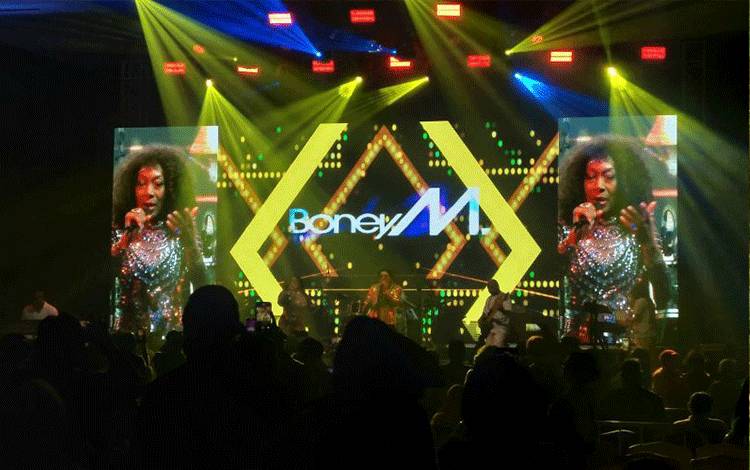 Boney M Goyang Penonton di Jakarta Dalam Konser 50 Tahun