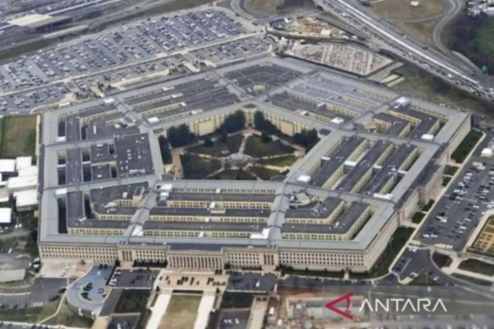 Pentagon Kerahkan 500 Personel Bantu Kebakaran Hutan di California