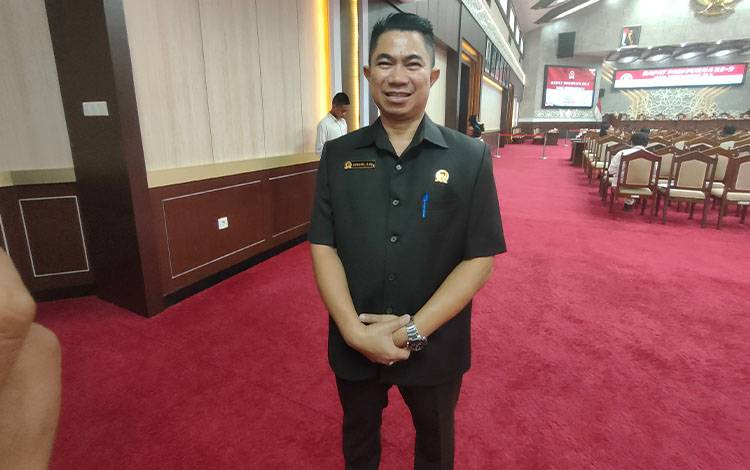 Dorong Perekonomian, Sekretaris Komisi II DPRD Kalteng Ajak Masyarakat Jadi Pelaku UMKM