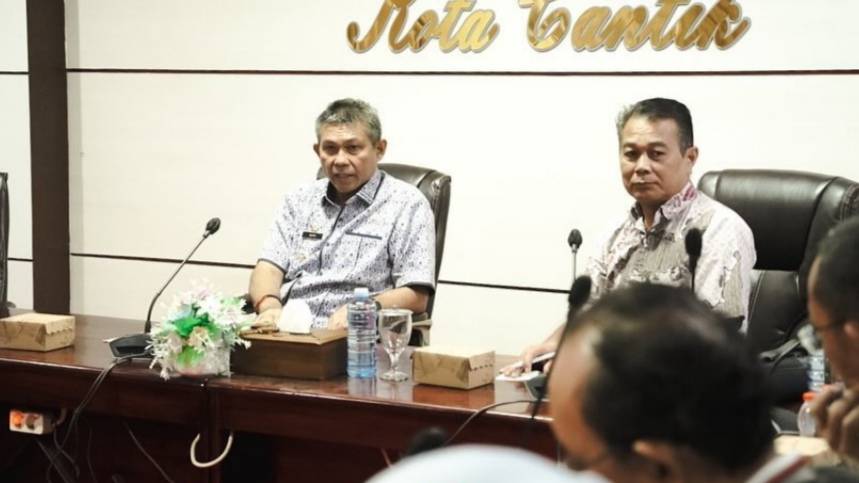 Pj Wali Kota Palangka Raya Dorong Efisiensi dan Transparansi Pertanahan