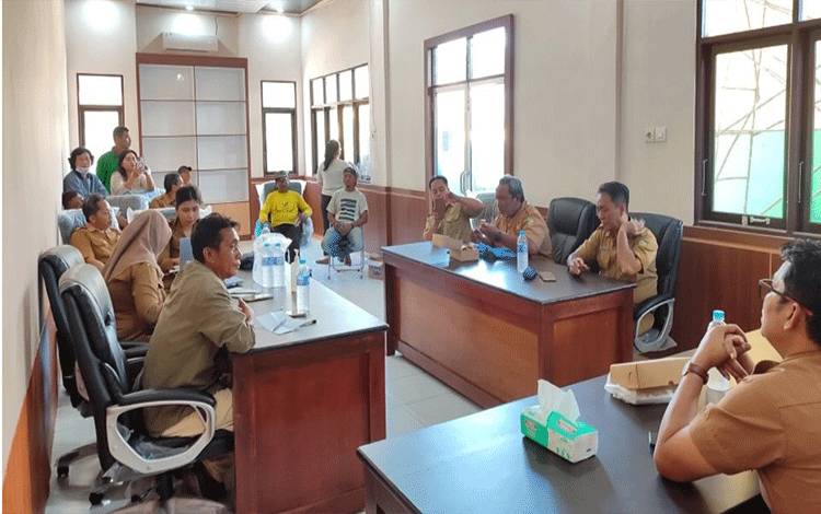Gandeng Penegak Hukum Optimalkan Pengawasan Sampah B3 di Palangka Raya