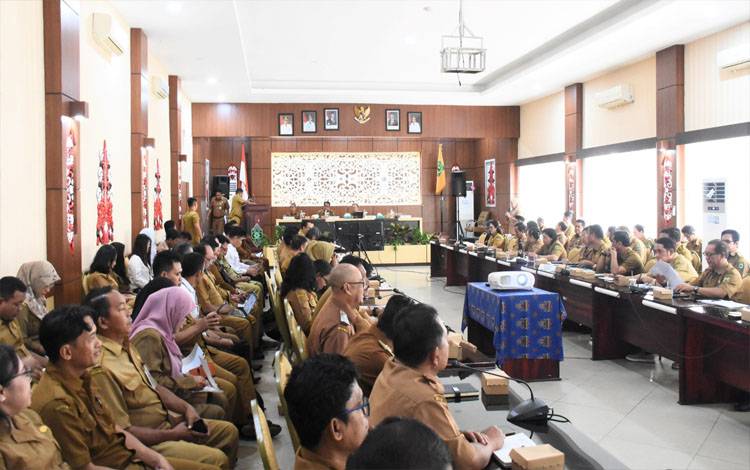 Pj Bupati Kapuas Pimpin Rakordalev Pelaksanaan Rencana Pembangunan Daerah Triwulan IV