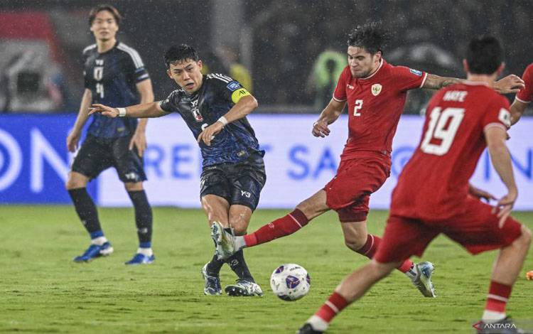 Slot: Wataru Endo Bagian Penting dari Liverpool