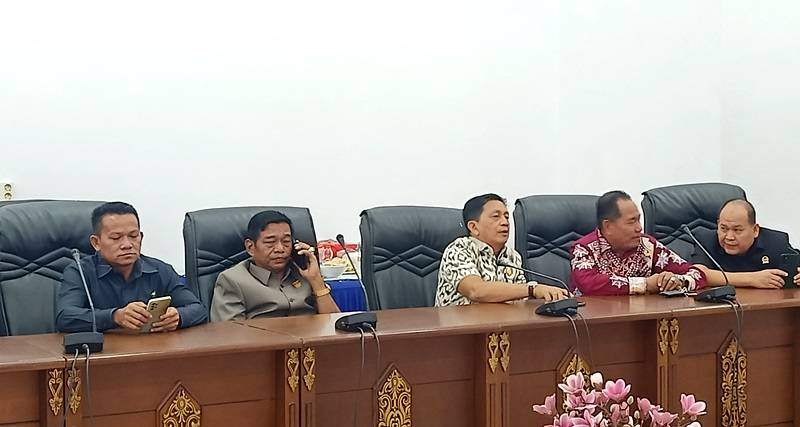 Ketua BK DPRD Barito Utara Soroti Kasus Pembunuhan dan Isu Elpiji dalam Silaturahmi dengan Kapolres