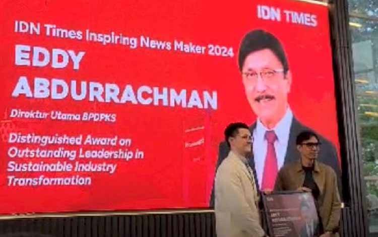 Dirut BPDP Dapat Penghargaan Distinguished Award on Outstanding Leadership in Sustainable Industry Transformation