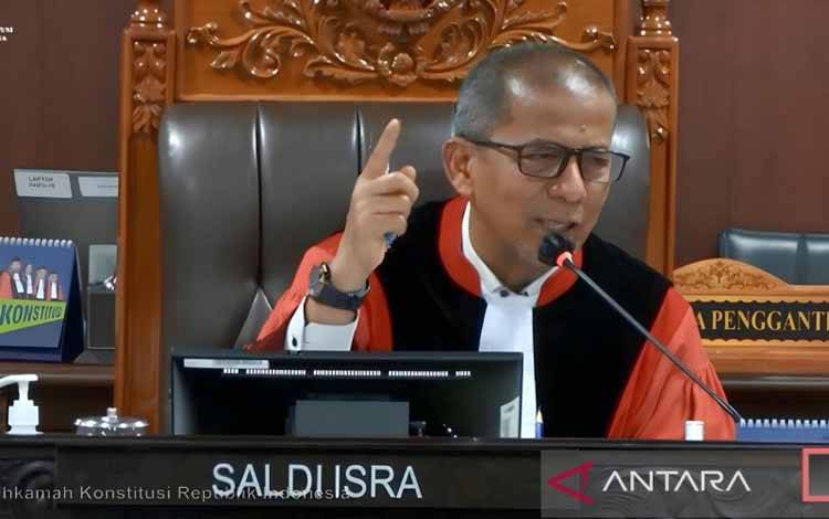 Wakil Ketua MK Usul KPU Tidak Pakai Nomor Urut untuk Paslon Pilkada