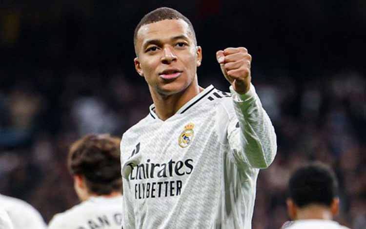 Real Madrid Rebut Puncak Klasemen usai Menang 4-1 atas Las Palmas