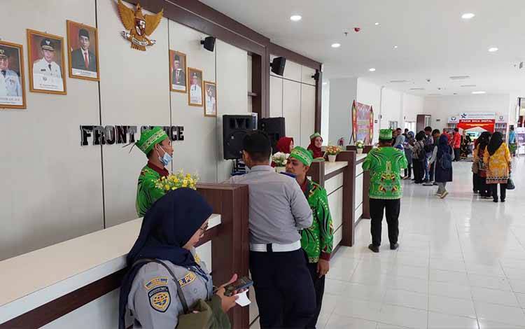 Kotim Permudah Perizinan, Raih Prestasi Nasional
