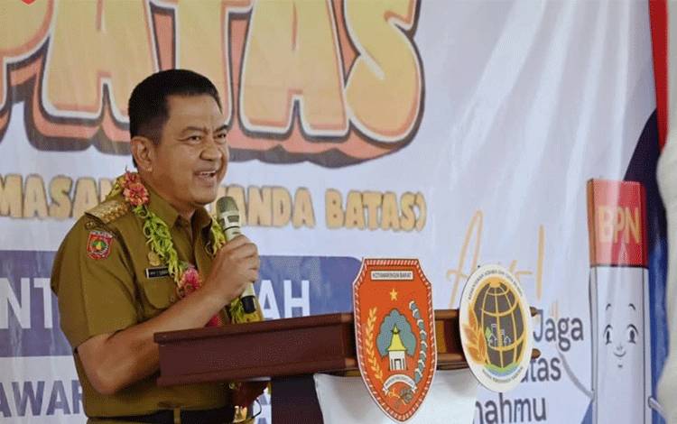 Pj Bupati Kobar Minta Masyarakat Pastikan Tanah Miliknya Sudah Terpasang Tanda Batas