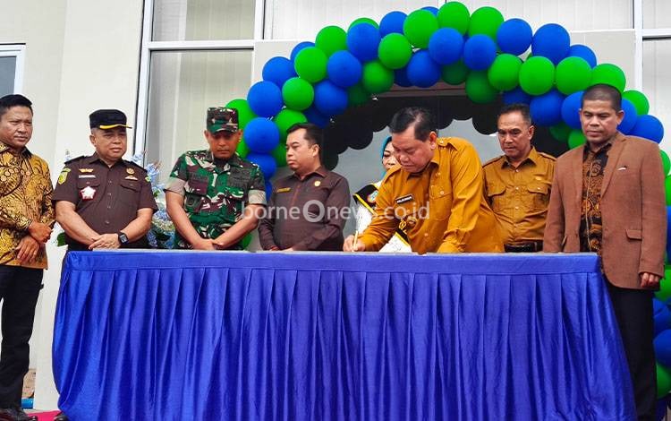 Empat Sekolah Dasar Beralih Menjadi SD Negeri di Kotim