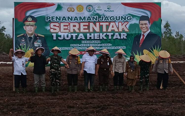 Wakapolda Kalteng Pimpin Penanaman Jagung Serentak 1 Juta Hektar