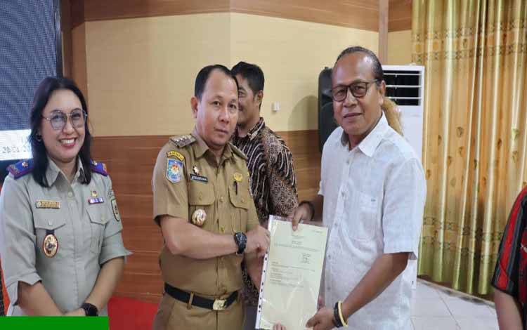 Pj Bupati Katingan Canangkan Gemapatas