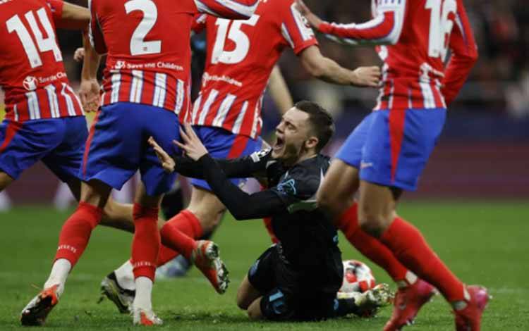 Dua Gol Julian Alvarez bawa Atletico Taklukkan Bayer Leverkusen 2-1