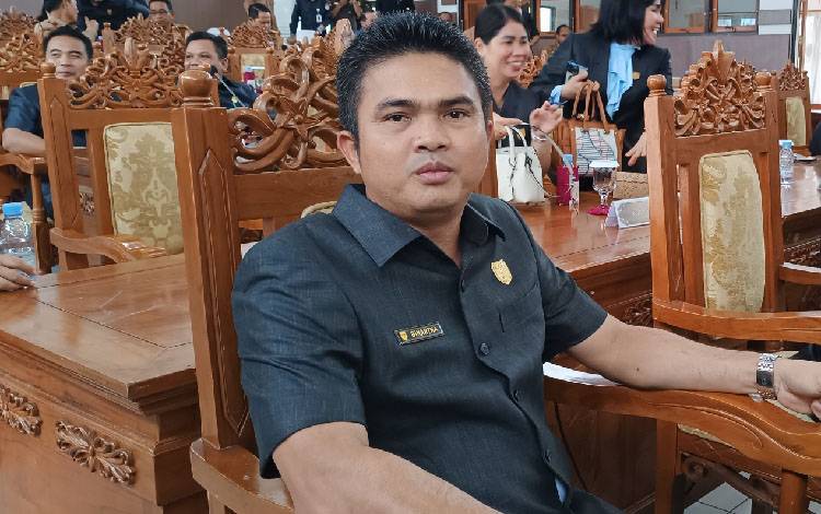 Ketua DPRD Gunung Mas Imbau Pemdes Tingkatkan Pelayanan kepada Masyarakat