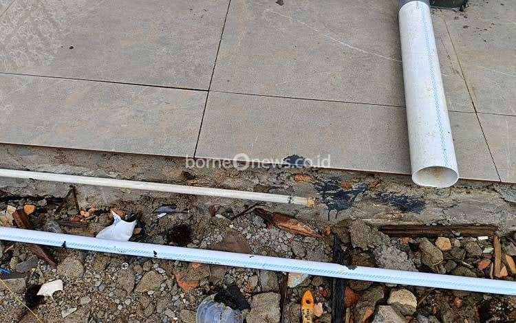 Pekerjaan di Kompleks Kantor Bupati Barito Timur Tinggalkan Berbagai Masalah Kualitas