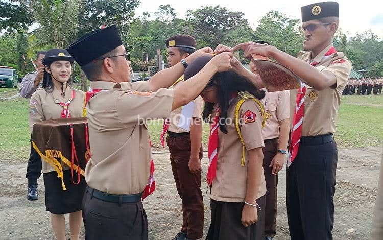 Misnohartaku Buka Kemah Penggalang dan Penegak Pramuka Barito Timur