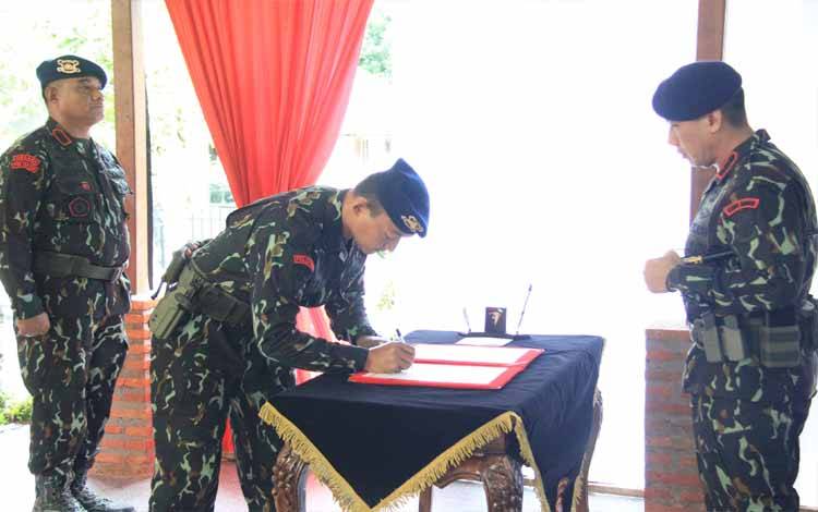 AKBP Viddy Dasmasela Resmi Jabat Wadansat Brimob Polda Kalteng