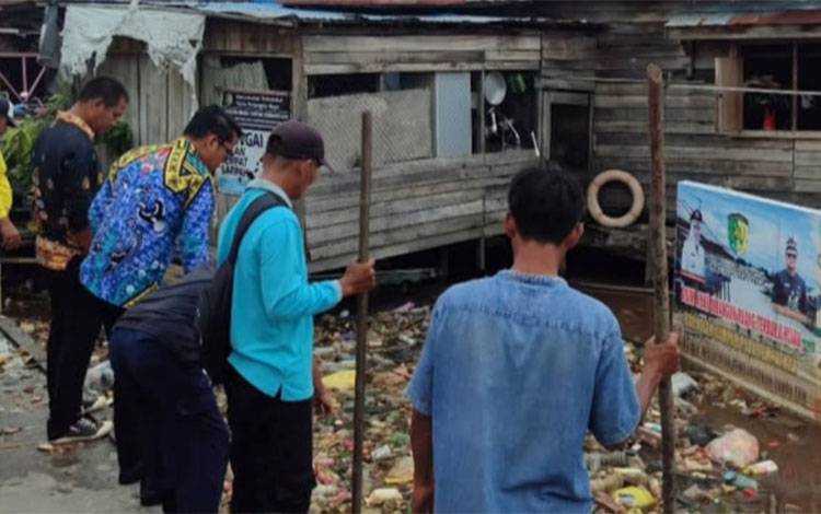Warga Puntun Bersatu Bentuk Relawan Peduli Sungai