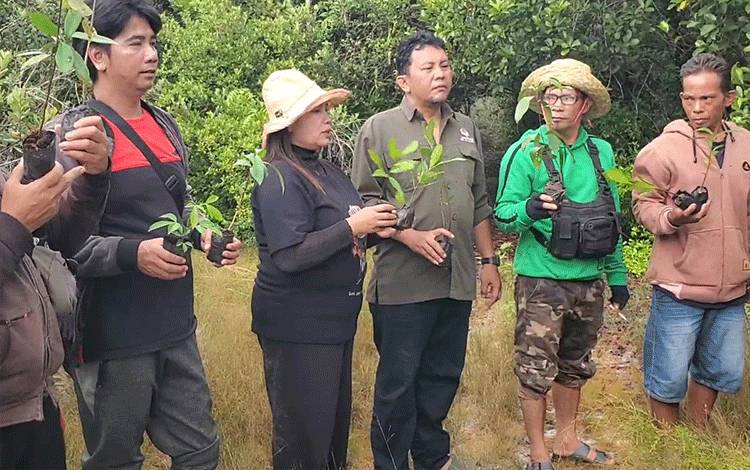 Kawasan Tanam Pohon di Desa Lampuyang Diusulkan Menjadi Perhutanan Sosial
