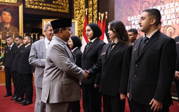 Mahasiswa Palestina Berterima Kasih ke Prabowo atas Beasiswa di Unhan