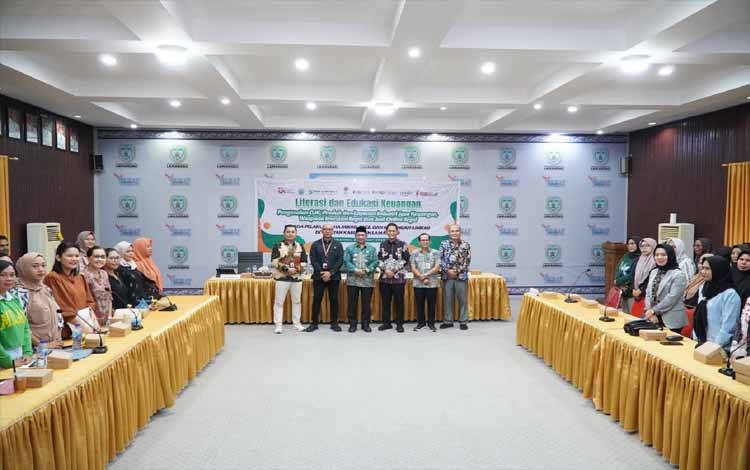Pelaku UMKM Dapatkan Berbagai Materi dari OJK Kalteng