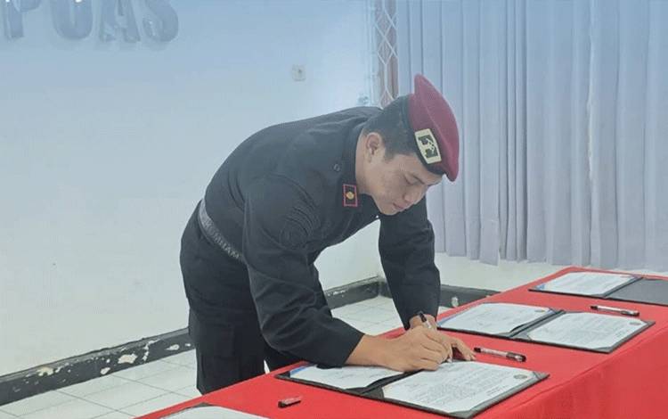 Jajaran Rutan Kapuas Lakukan Penandatanganan Pakta Integritas