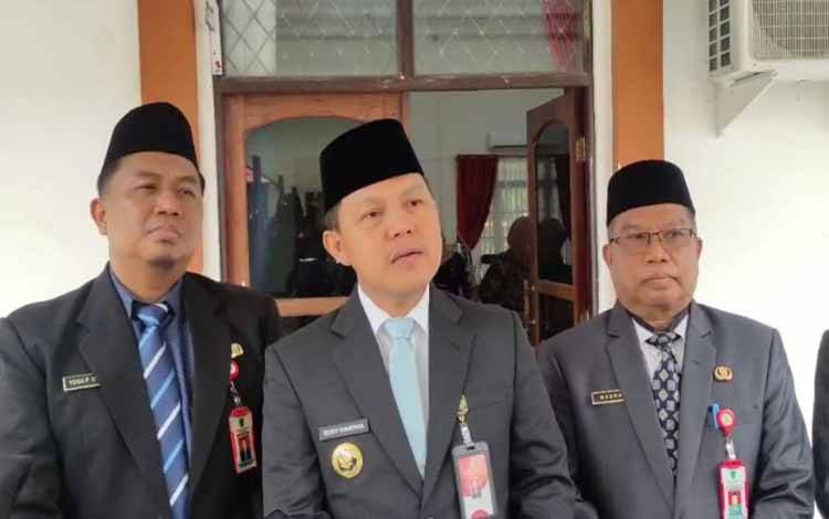 Pj Barito Selatan Minta Masyarakat Dukung Program Kepala Daerah Terpilih