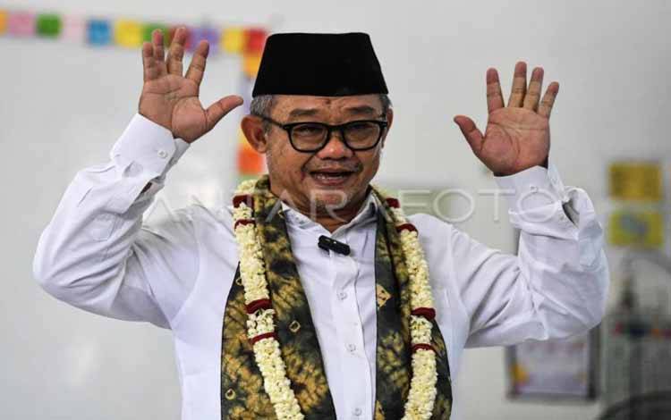 Mendikdasmen Rancang Bantuan Pemenuhan Kualifikasi Guru Belum Sarjana