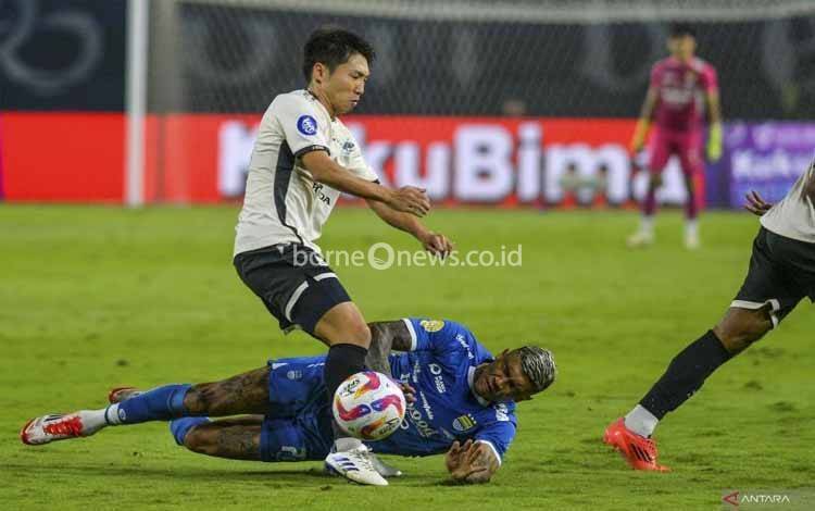 Persib Bandung Dedikasikan Kemenangan Kontra PSM untuk Bojan Hodak