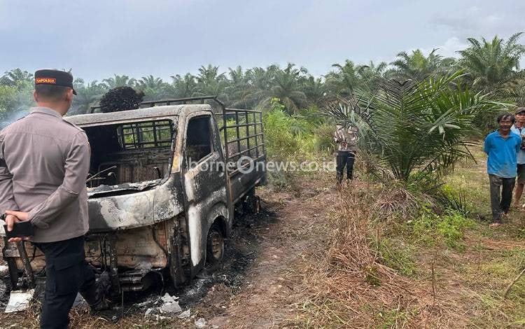 Aksi Pencurian Sawit di Kotim Masih Marak, Pikap Pelaku Dibakar