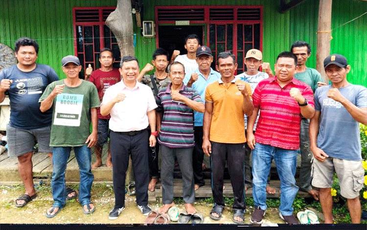 Dua Anggota DPRD Barut Serap Aspirasi Warga Desa Teweh Baru dan Teweh Selatan