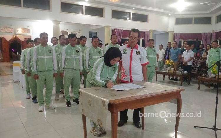 Pj Bupati Sukamara Harapkan Atlet Tenis Bisa Masuk PON 2028