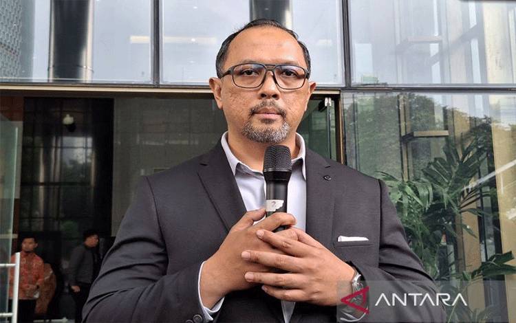 KPK Geledah Rumah Anggota DPR Heri Gunawan Terkait CSR BI