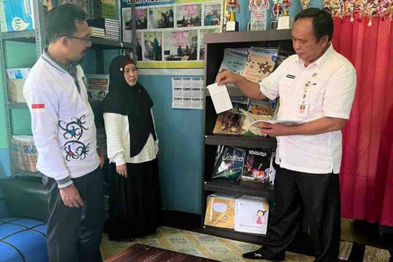 Disarpustakaan Kapuas Minta Pemdes Bentuk Perpustakaan Desa