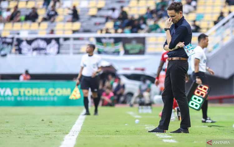 Persebaya Evaluasi Posisi Munster Hingga Laga Lawan Dewa United
