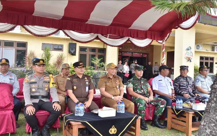 Sekda Kapuas Hadiri Apel Gelar Pasukan Operasi Keselamatan Telabang 2025