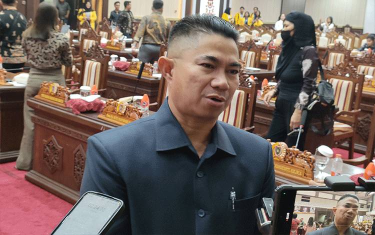 Anggota DPRD Provinsi Ajak Masyarakat Peduli dan Lestarikan Alam Kalteng