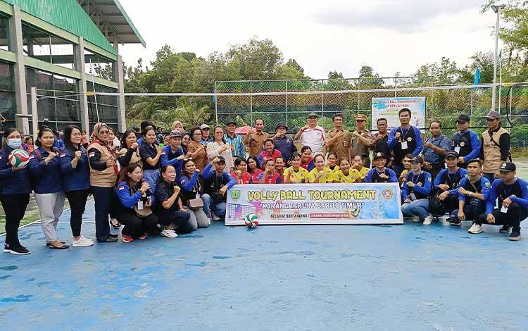 Plt Kepala DPMDSos Barito Timur Buka Turnamen Bola Voli Karang Taruna