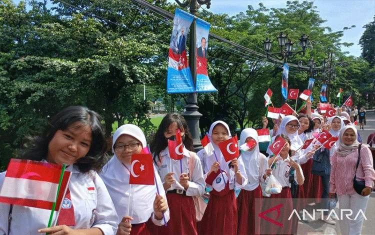 Erdogan: Kabinet Turki Bahas Kemungkinan Serangan AS ke Iran