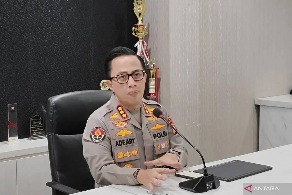 Polisi Tangkap Enam Wartawan Gadungan Peras Warga