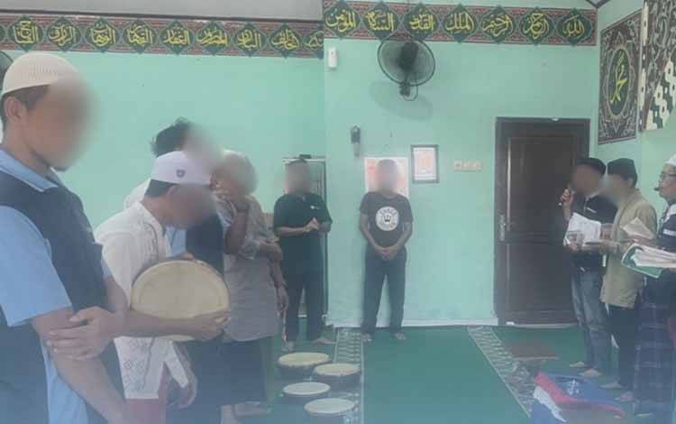 WBP Rutan Kapuas Antusias Ikuti Kegiatan Keagamaan dengan Belajar Burdah