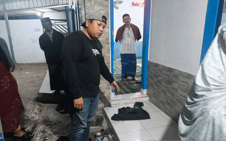 Polisi Selidiki Bayi Perempuan yang Ditemukan Marbot di Teras Masjid