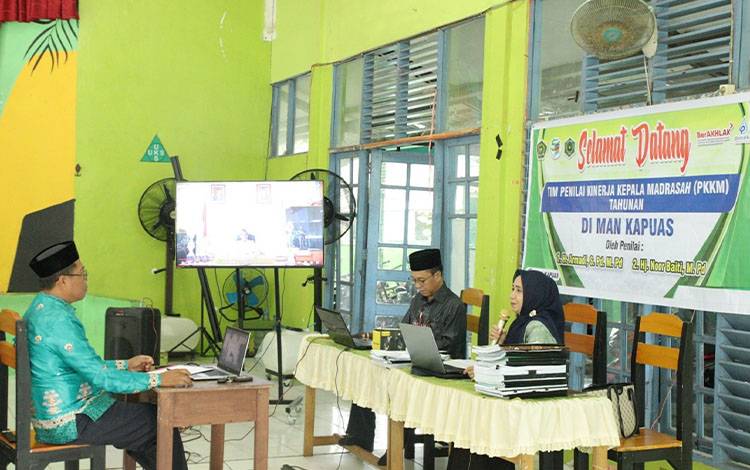MAN Kapuas Lakukan Penilaian Kinerja Kepala Madrasah