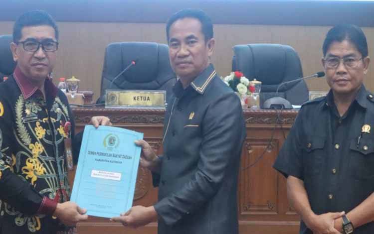 Pj Sekda Katingan Apresiasi Penetapan Tatip dan Perubahan Propemperda