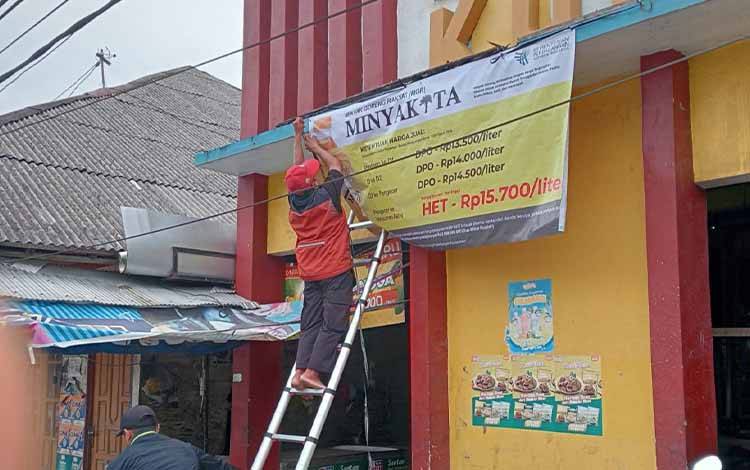 Kobar Gencarkan Sosialisasi HET Minyak Goreng Minyakita Rp15.700 Per Liter