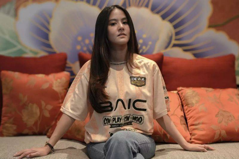 Dewa United Esports Gandeng DRX Rilis Jersi Musim 2025
