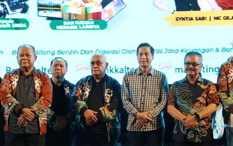 Pj Bupati Barut dan Pejabat se-Kalteng Hadiri Gebyar Undian Taheta Berkah 2024 Bank Kalteng