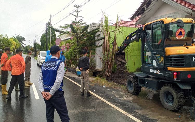 Call Center 112 Palangka Raya Normalisasi Drainase Jalan Temanggung Tilung