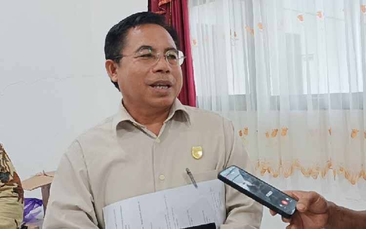 DPRD Gunung Mas Menanggapi Surat Gubernur Kalteng Tentang Penyetopan Truk Angkutan